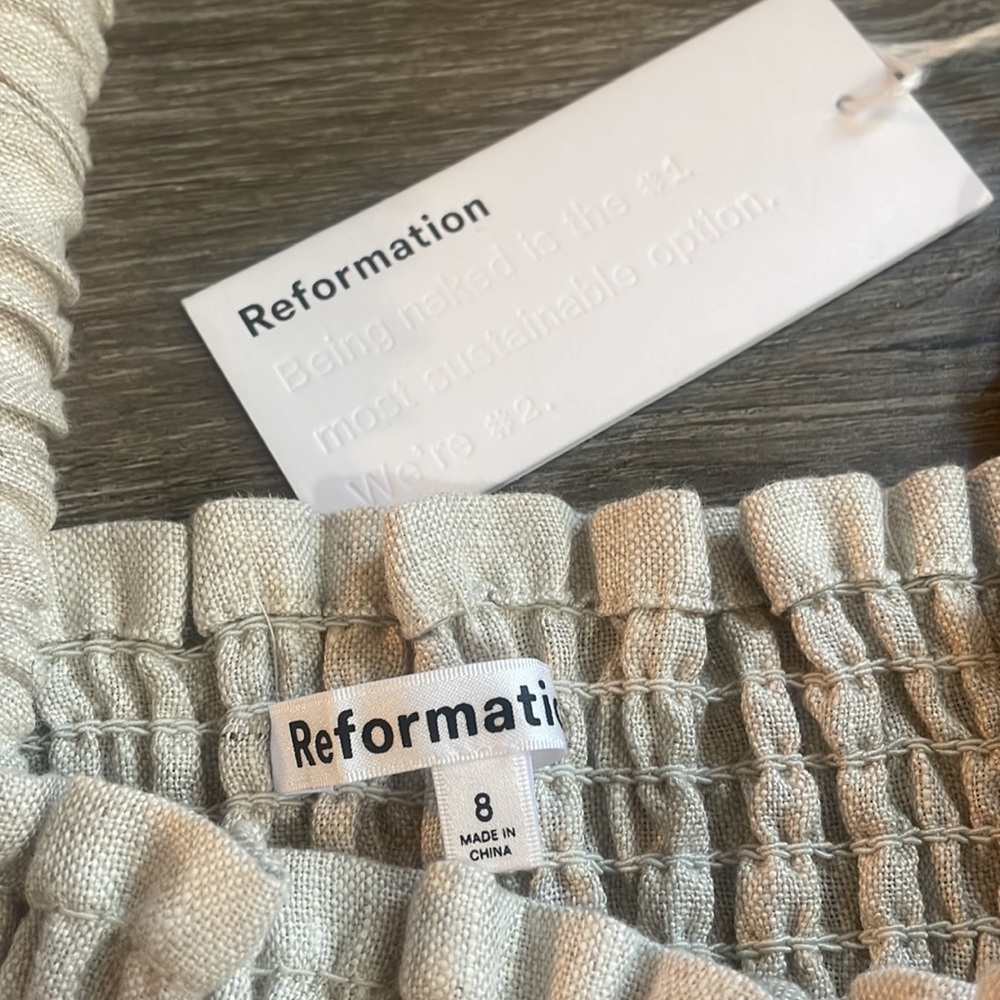 Reformation Vera Linen top,Tan, crop,straps, smocking %100 Linen, Size 8, NWT - Picture 7 of 8